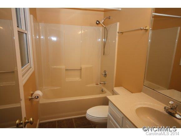 28 Country Ln - Photo 11