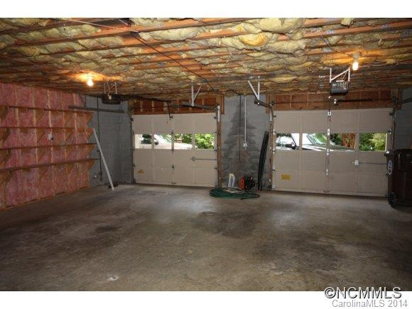 28 Country Ln - Photo 14