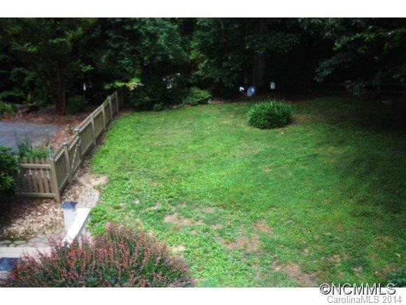 28 Country Ln - Photo 17