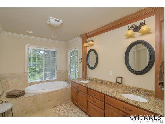 25 Drakes Meadow Lane - Photo 15