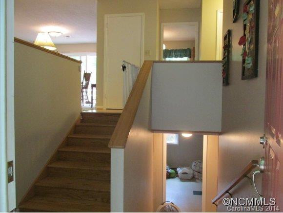 38 Brightwood Lane - Photo 4