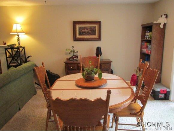 38 Brightwood Lane - Photo 8