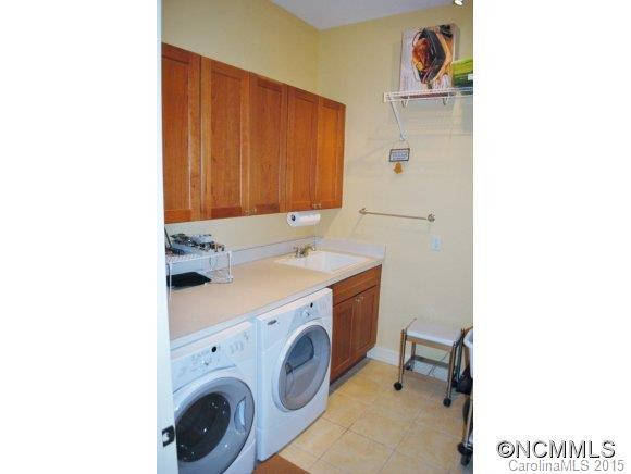 31 Ridgetop Circle #105 - Photo 12