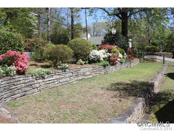 155 Laurel Ave. - Photo 3