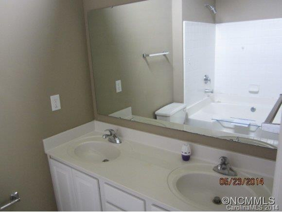 56 Rolling Meadow Rd - Photo 13
