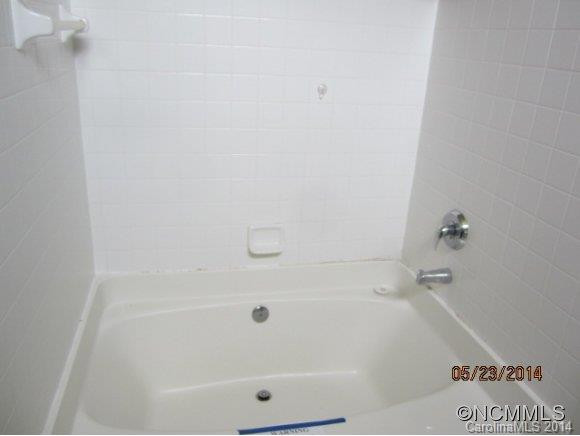 56 Rolling Meadow Rd - Photo 14