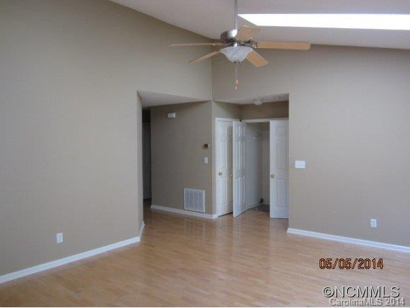 56 Rolling Meadow Rd - Photo 16