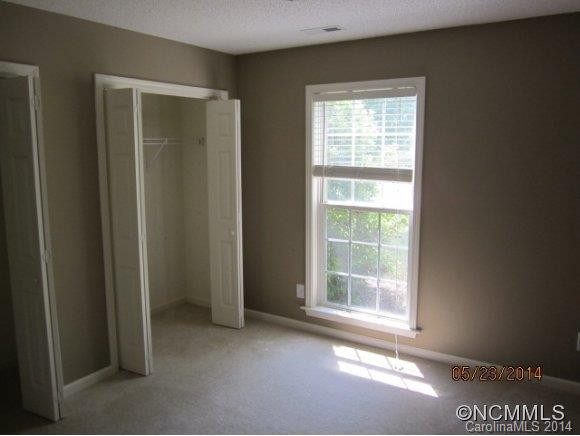 56 Rolling Meadow Rd - Photo 10