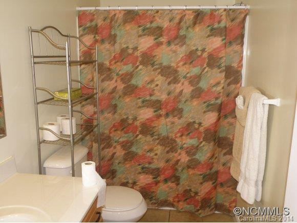 72 Hampton Rd - Photo 3