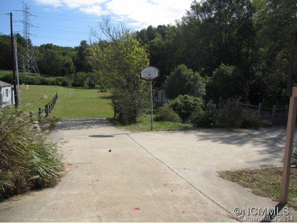 1035 Brown Road - Photo 13