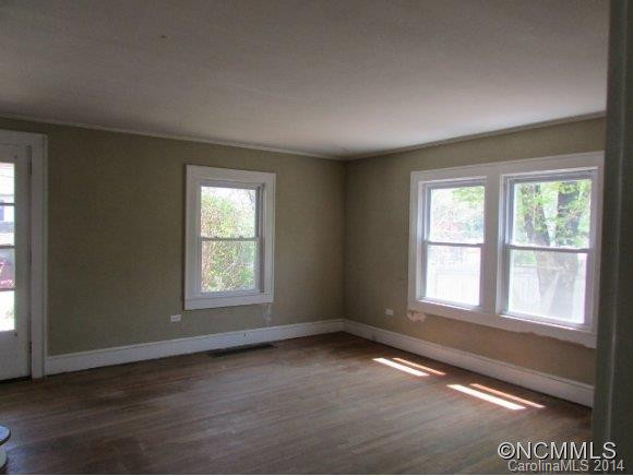 15 Academy Street - Photo 8
