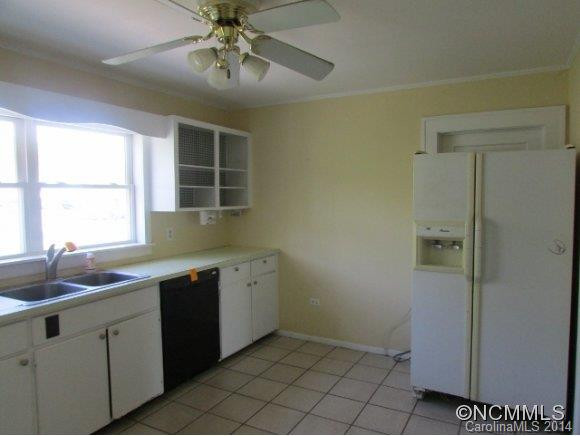 15 Academy Street - Photo 10