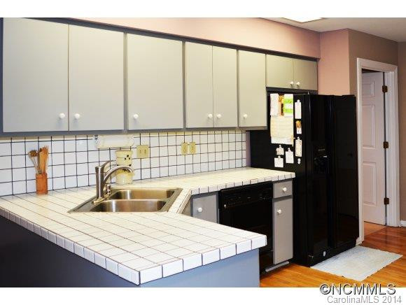 101 Foothills Drive - Photo 13