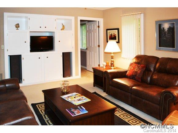 101 Foothills Drive - Photo 8
