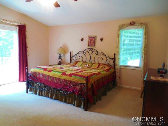 471 Woodfin Rd - Photo 8