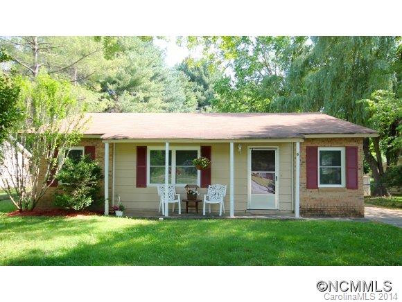 6 Waterford Ct