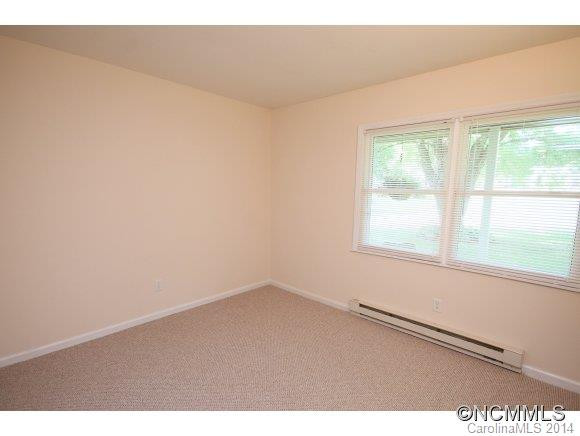6 Waterford Ct - Photo 4