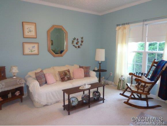 137 Middle Street - Photo 10