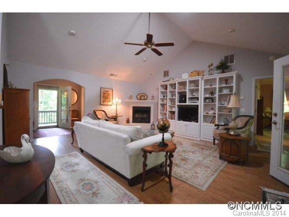 137 ECHO RIDGE - Photo 3