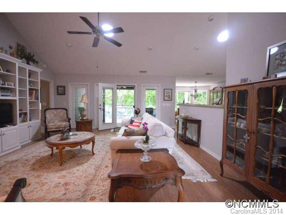 137 ECHO RIDGE - Photo 4