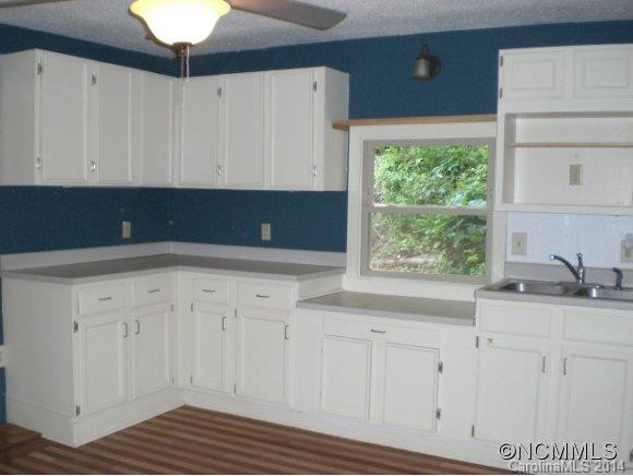 63 Solomon Road - Photo 3