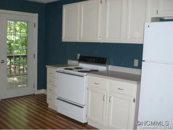 63 Solomon Road - Photo 4