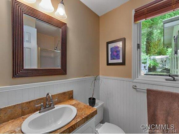 121 HARMON AVE. - Photo 9