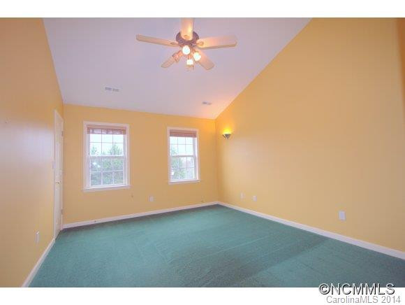134 Hawks Nest Drive - Photo 10