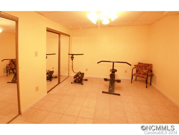 290 Skyland Drive - Photo 14