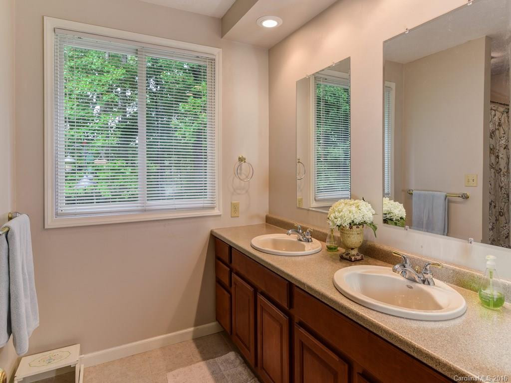 108 GREENBRIAR AVENUE - Photo 20