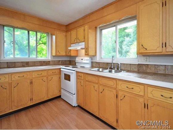 636 HALSBURY AVENUE - Photo 6