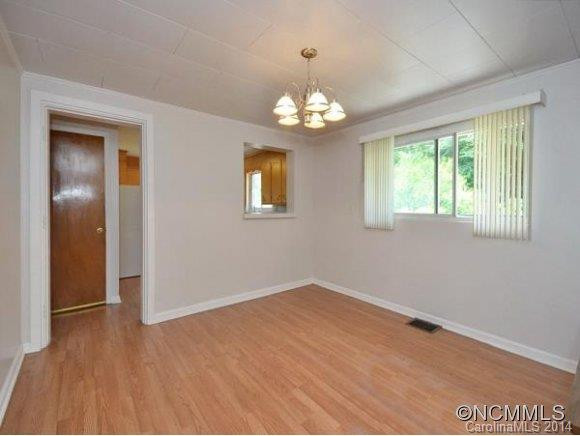 636 HALSBURY AVENUE - Photo 8