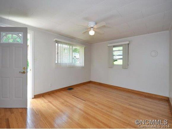 636 HALSBURY AVENUE - Photo 9