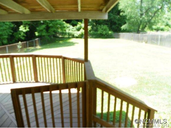 147 South Grove Street - Photo 22