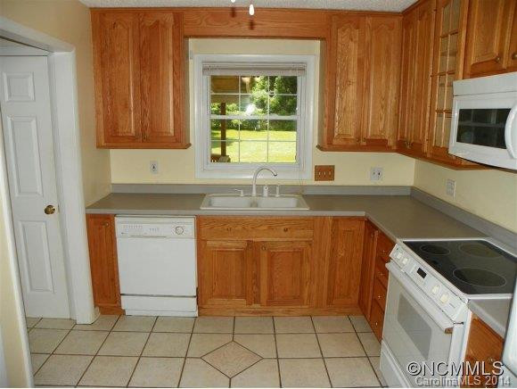 147 South Grove Street - Photo 9