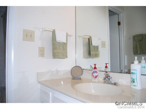 440 Crowfields Drive - Photo 10