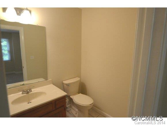 30 Meadows Circle - Photo 14