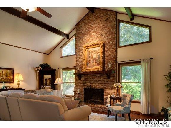 144 N. Fair Oaks - Photo 3