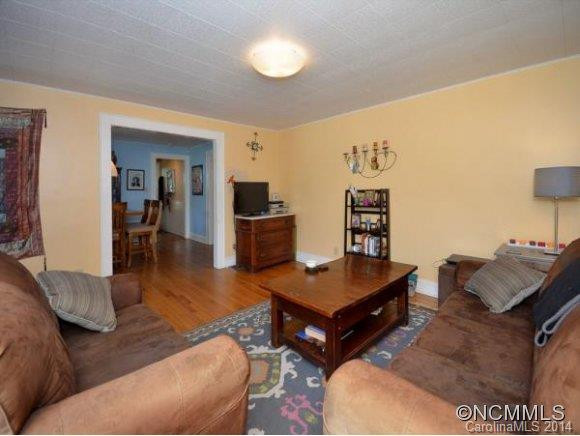1130 HYMAN AVENUE - Photo 4