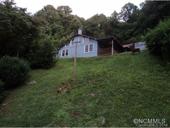 7  Dogwood Lane
