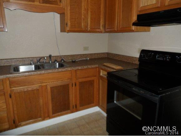 19 Oak Hill Circle - Photo 3