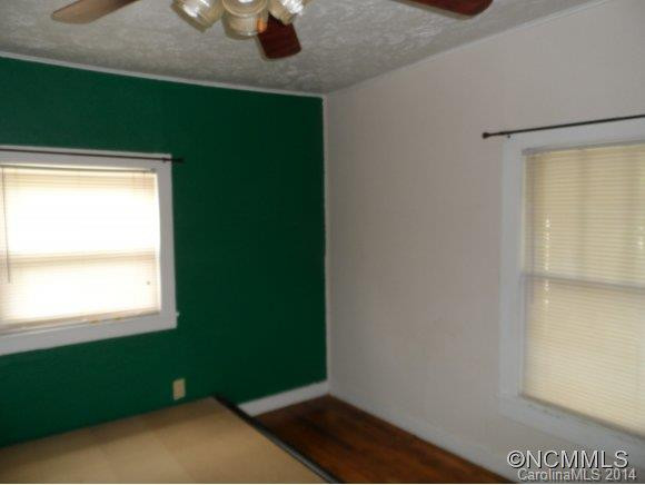 19 Oak Hill Circle - Photo 4
