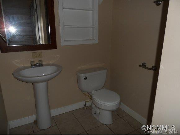 19 Oak Hill Circle - Photo 7