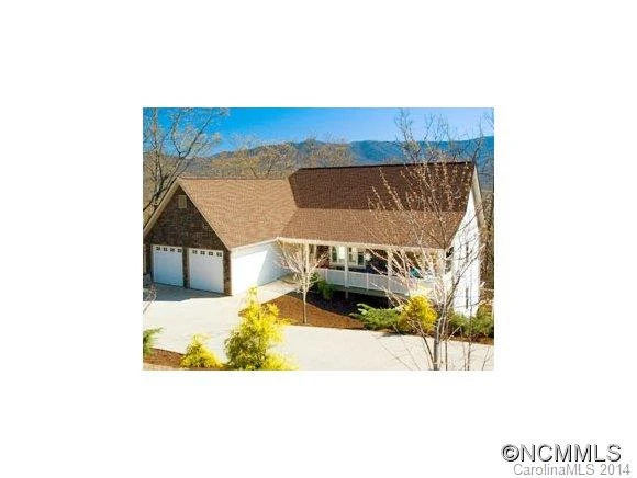 39 Galax Ln