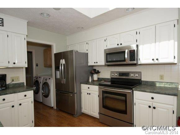 4 GALAX LANE - Photo 8