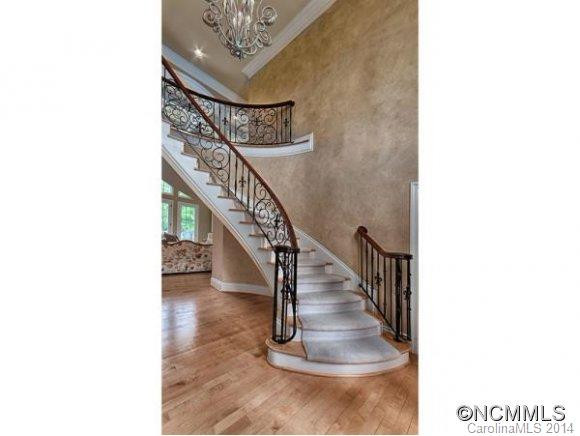 1806 ELLICOTT LANE - Photo 2