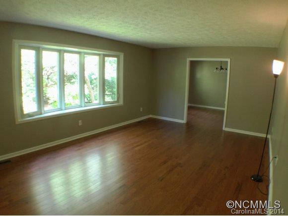 35 Jean Drive - Photo 2