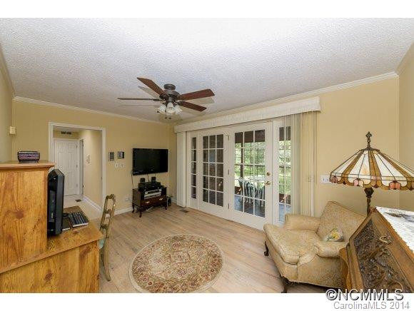 1219 Ashby Lane - Photo 6