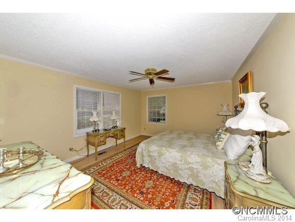1219 Ashby Lane - Photo 10
