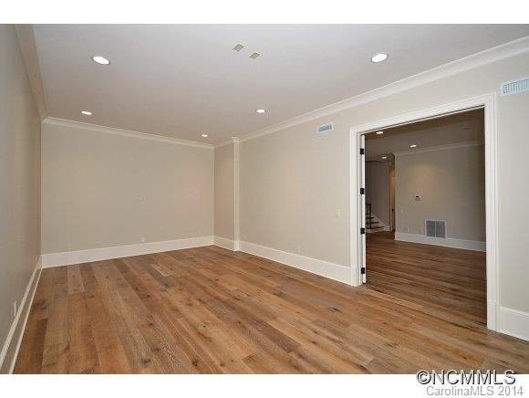 12 Village Oak Drive - Photo 16